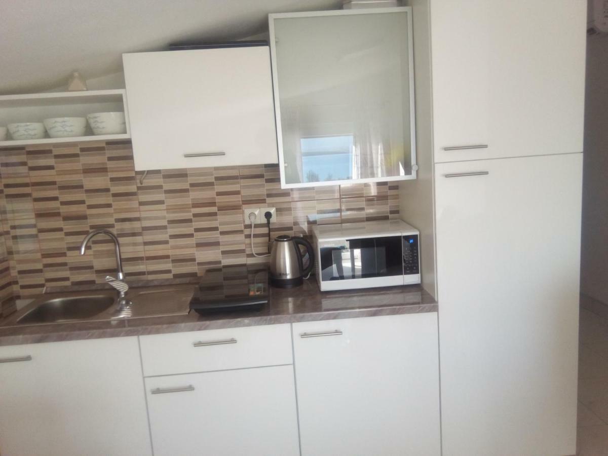 Apartmani Fran Вир Экстерьер фото